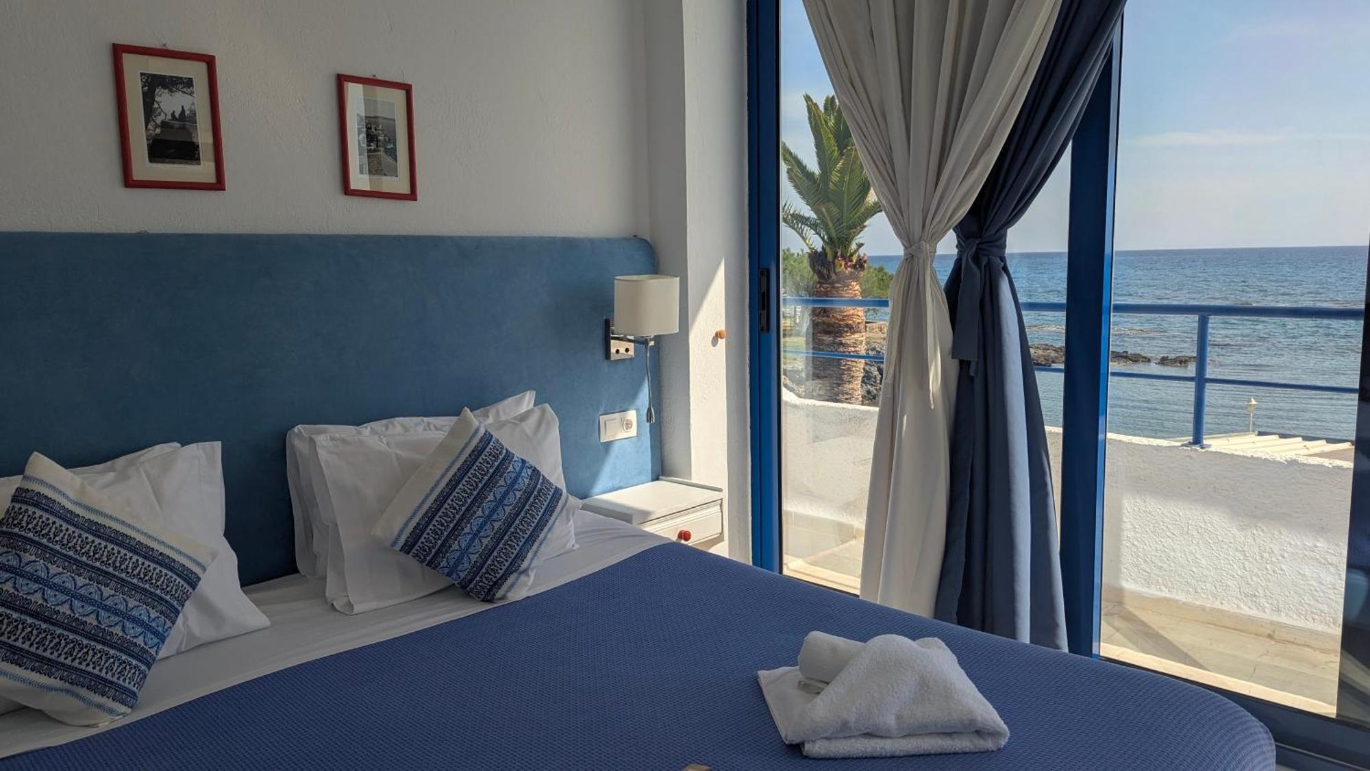 Coral Hotel Frangocastelo Bagian luar foto