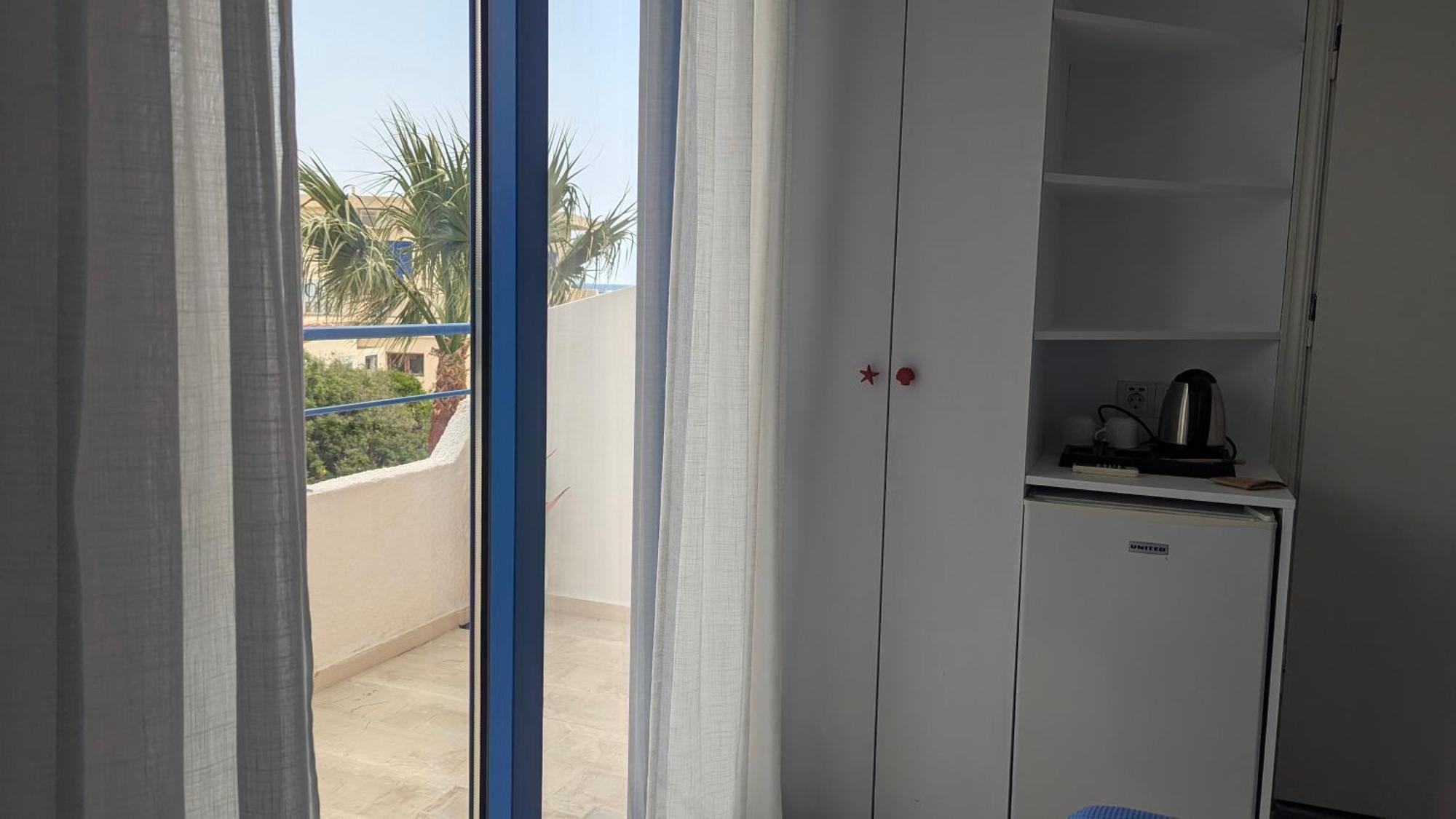 Coral Hotel Frangocastelo Bagian luar foto