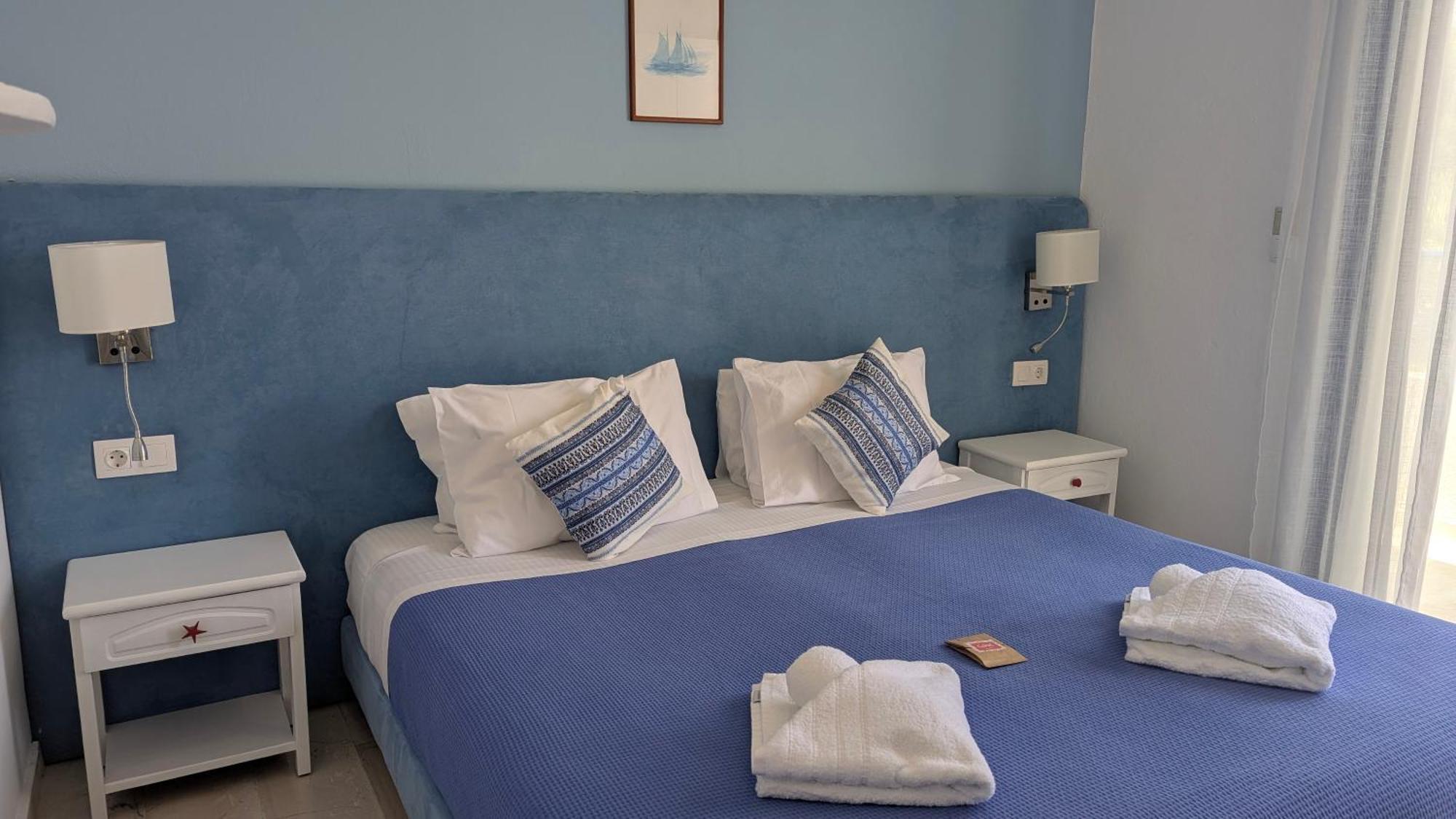 Coral Hotel Frangocastelo Bagian luar foto