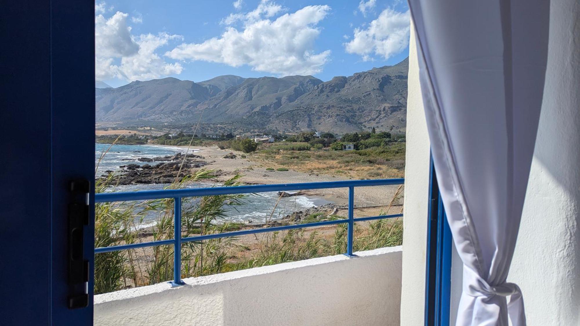 Coral Hotel Frangocastelo Bagian luar foto